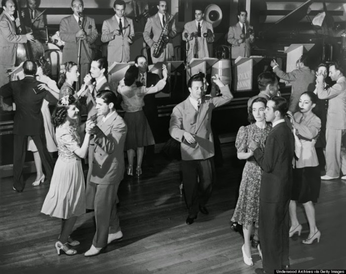 Easy to use cell phone and 1930s swing dance